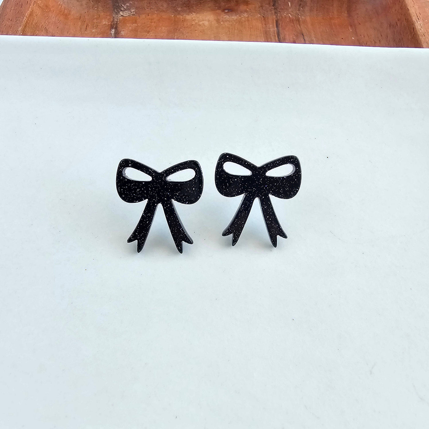 Bow Studs - Black