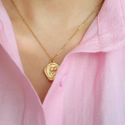 18k Gold Tulip Pendant Necklace