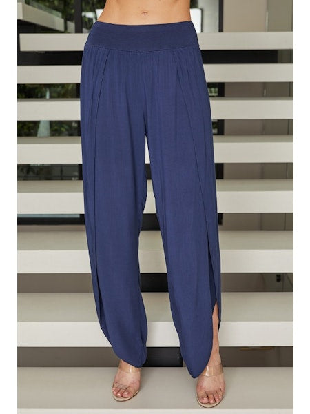 The Eden Pant in Navy