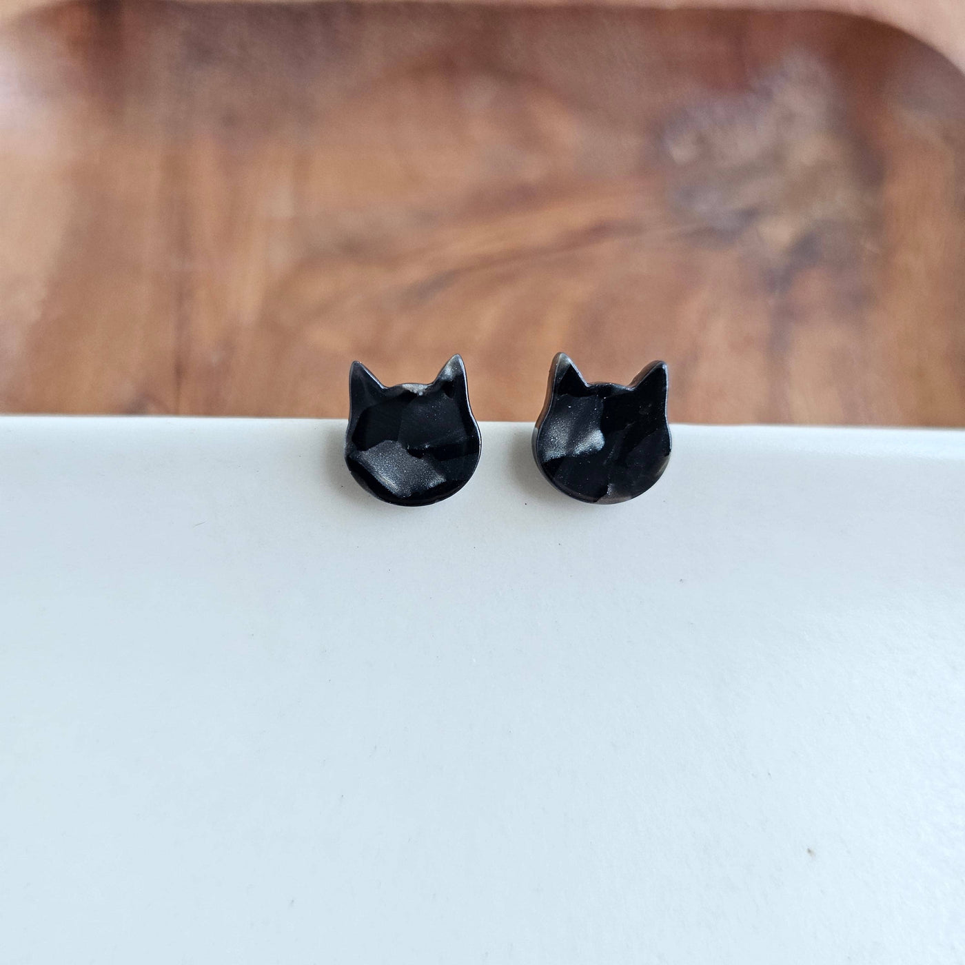 Cat Studs