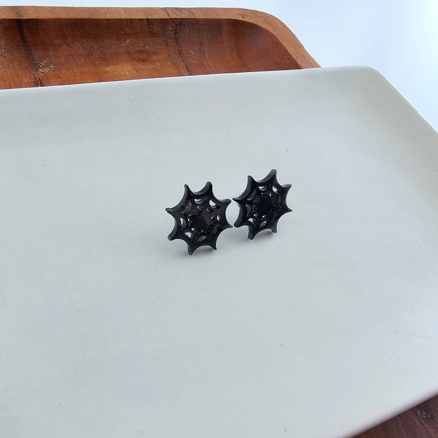 Spider Web Studs