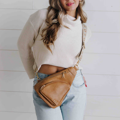 Austin Sling Bag: Cream