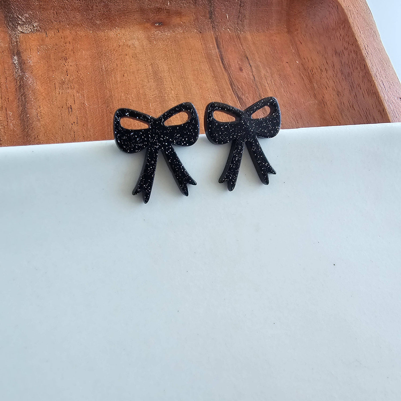 Bow Studs - Black