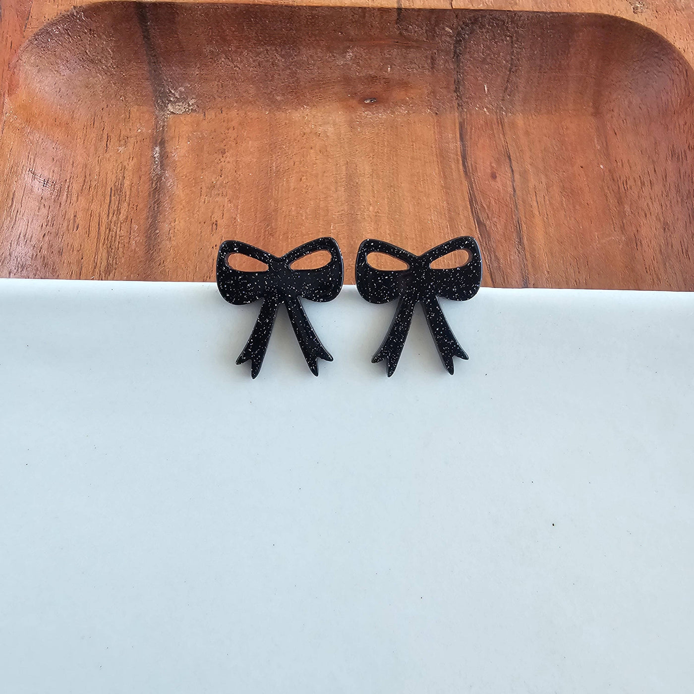 Bow Studs - Black