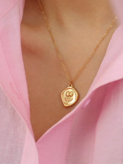 18k Gold Tulip Pendant Necklace